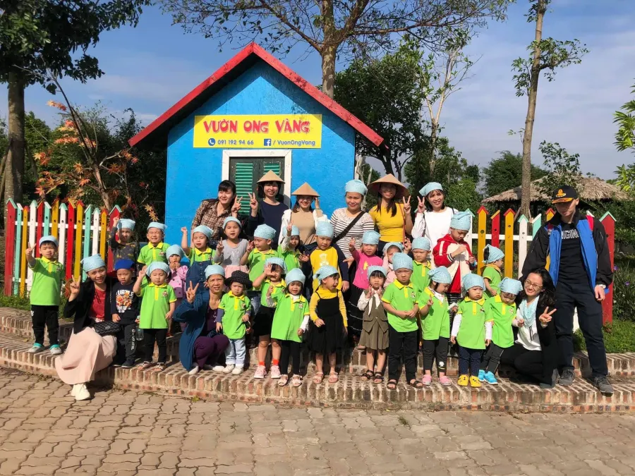Trường Mầm Non Bé Ong (Little Bees Preschool)