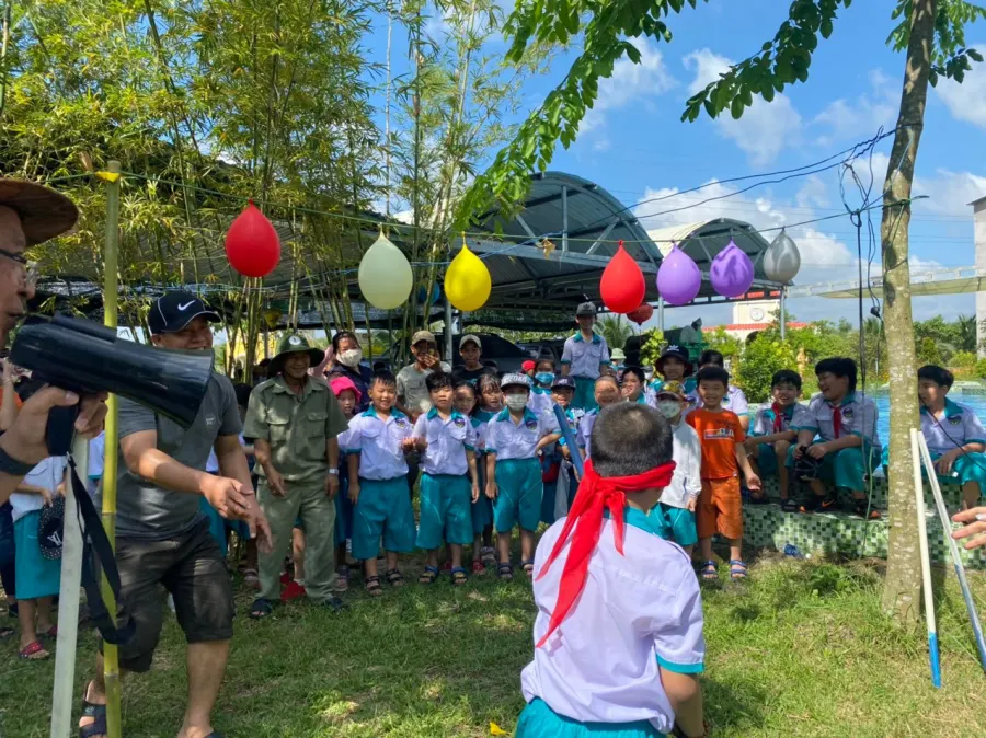 Trường Tiểu Học, Mầm Non Phù Đổng