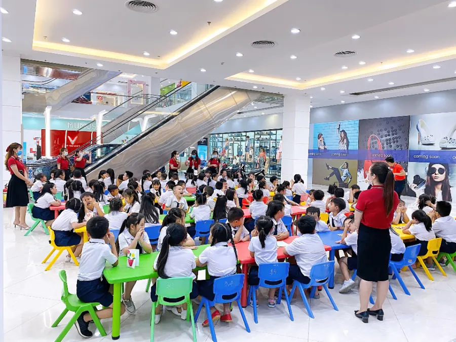 Trường Tiểu học - Mầm non Việt Anh