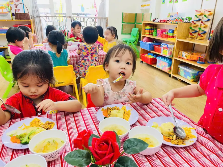 Mầm Non Mặt Trời Bé Yêu (Sunny Kids Kindergarten)