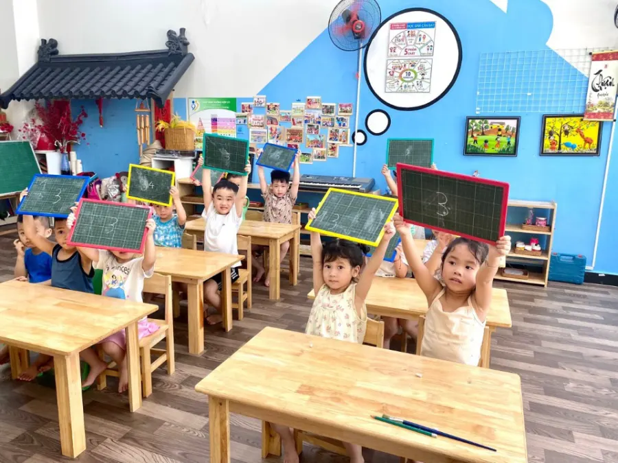 Trung Tâm Luyện Chữ Đẹp Cô Hằng An