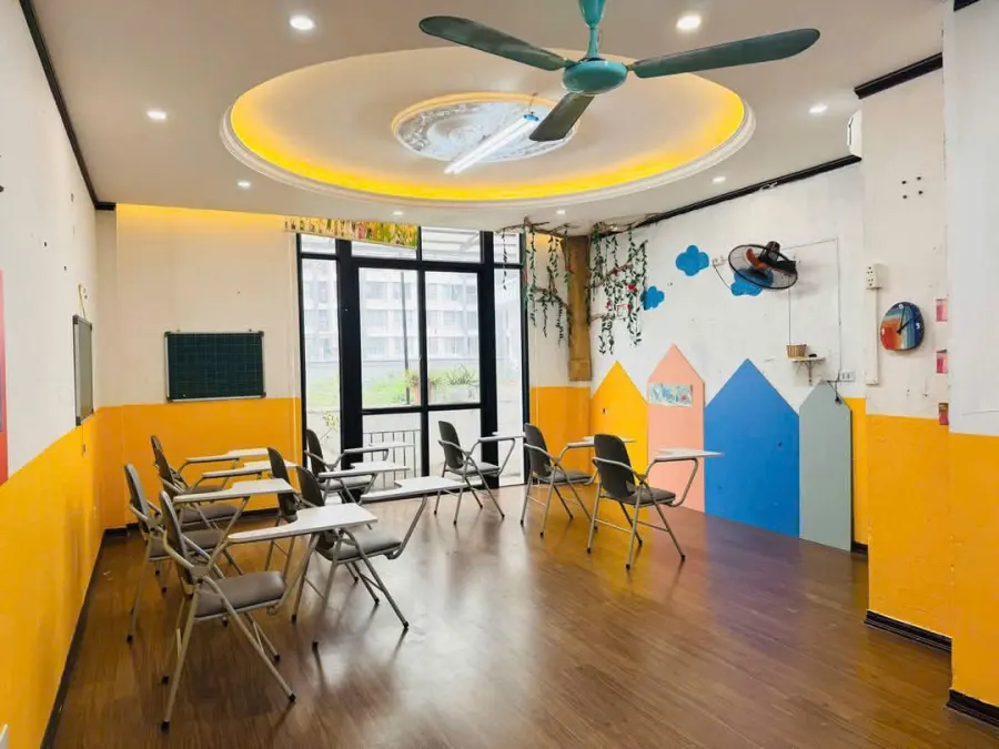 Trường mầm non Dolphin House - Vinhomes Hàm Nghi