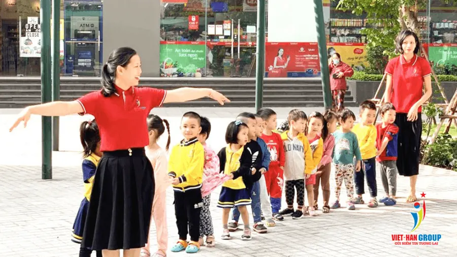 Trường Mầm Non Việt - Hàn Cầu Diễn