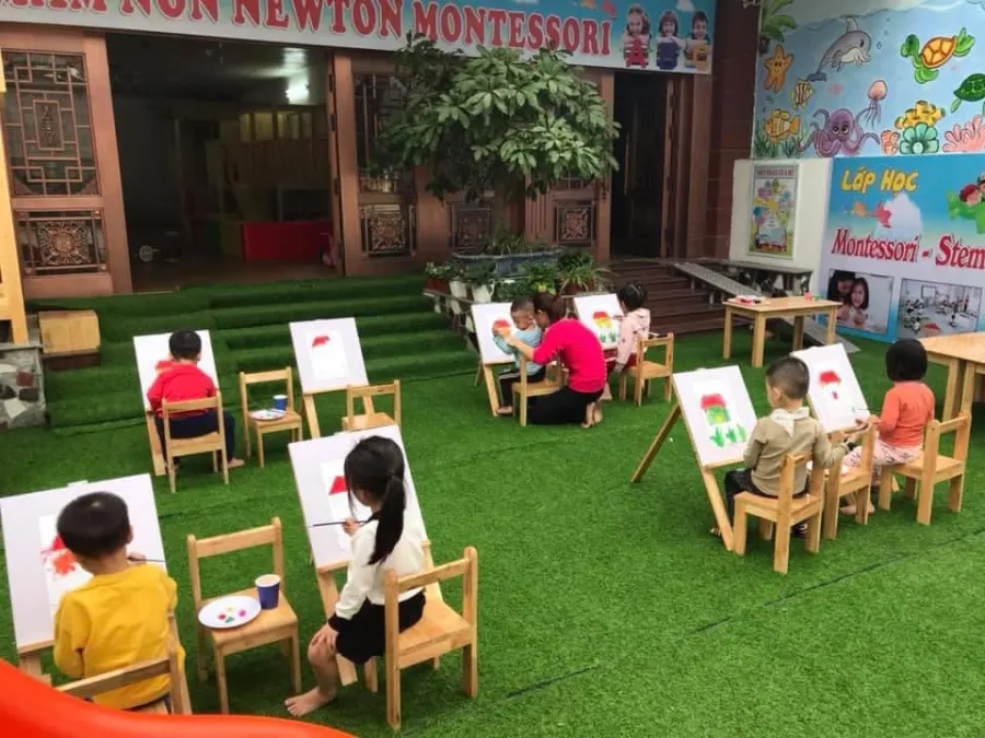 Trường mầm non Newton Montessori