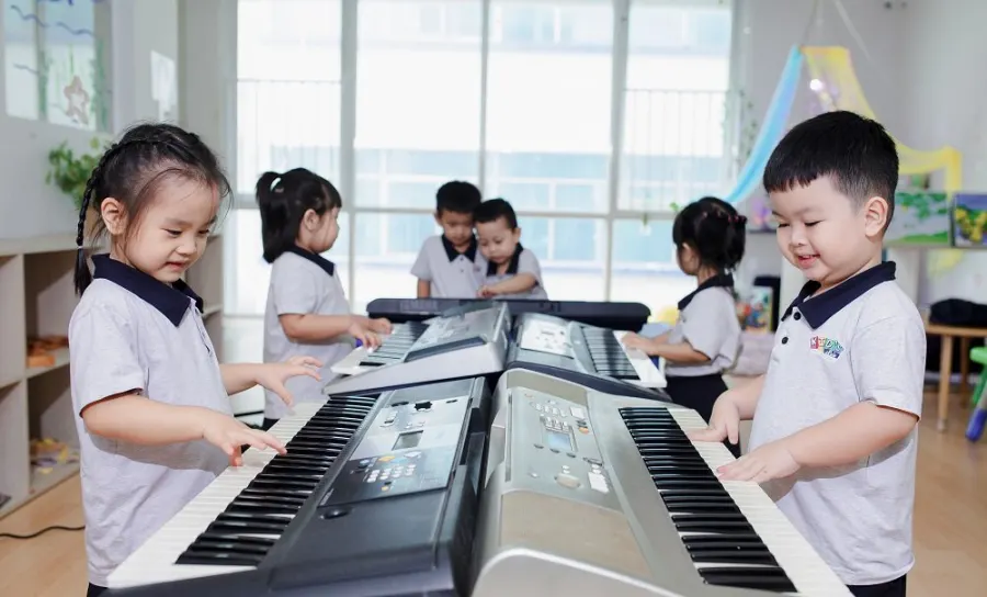 Trường mầm non Kid's Club Cơ sở Hoa Mặt Trời
