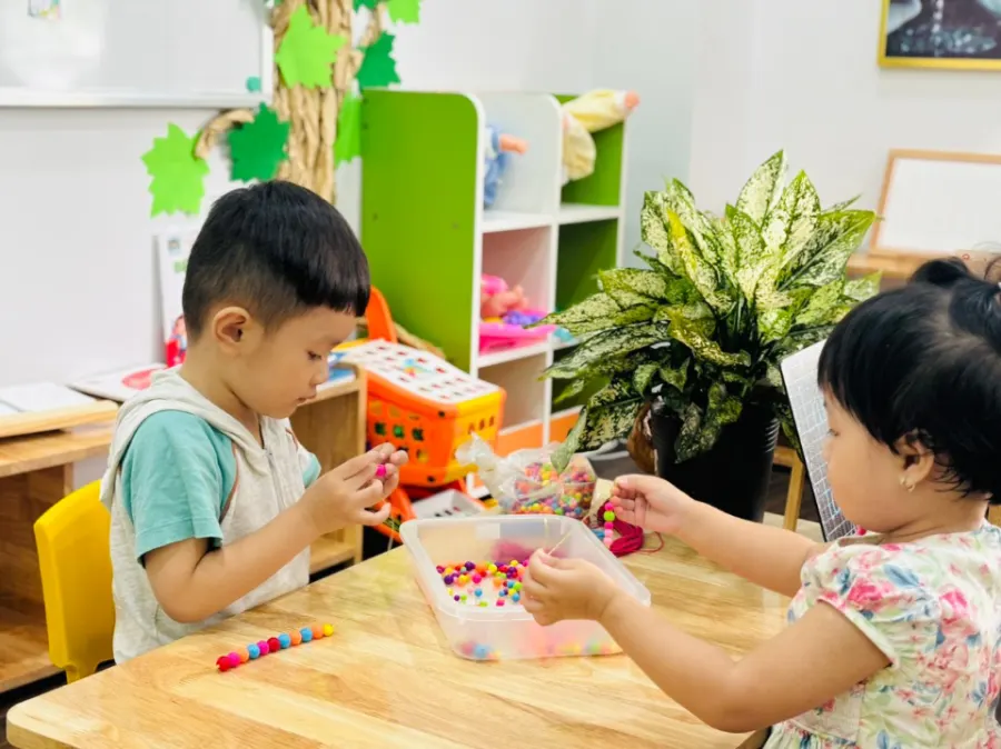 Mầm Non Táo Xanh (GREEN APPLE MONTESSORI KINDERGARTEN)