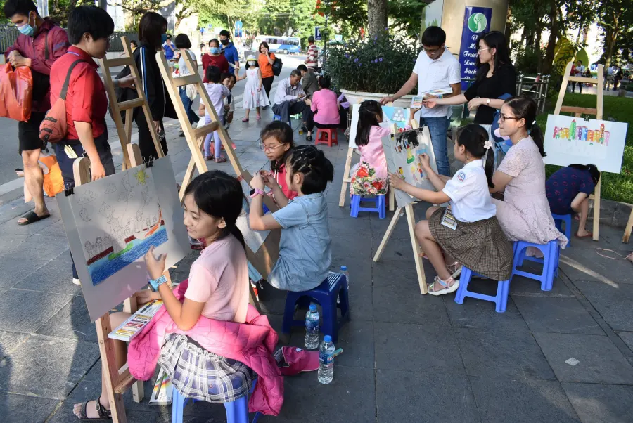 Trường Trung học Pháp Alexandre Yersin - Lycée français Alexandre Yersin