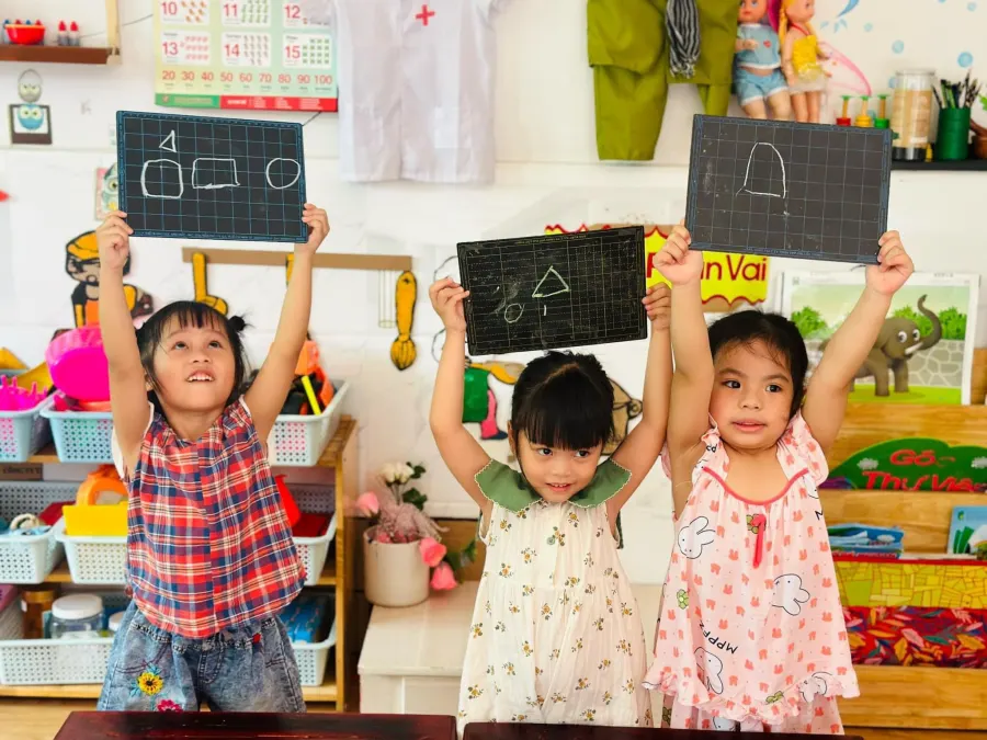 Trường Mầm Non Chú Gà Con