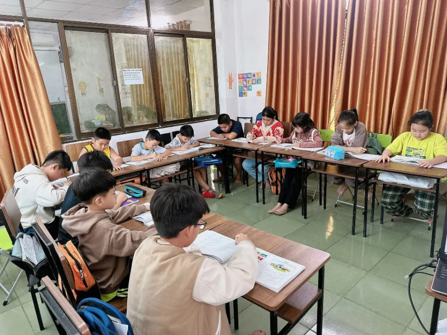 Trung Tâm Tiếng Anh, Toán Tư Duy, Luyện Chữ Đẹp Hello - Phường Thống Nhất, Kon Tum