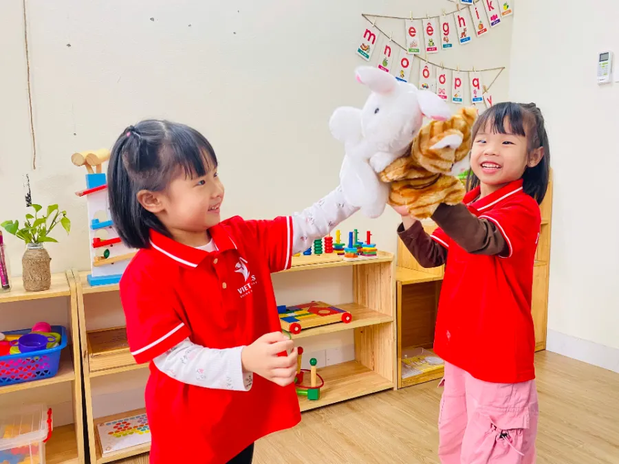 Mầm Non Ngôi Sao Việt (Viet Stars Preschool) - Ngọc Hồi, Hoàng Mai