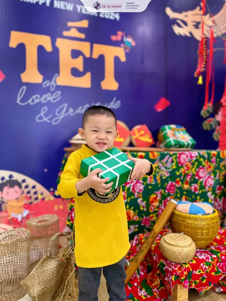 Hệ thống Trường Quốc tế Song ngữ Học viện Anh Quốc - UK Academy