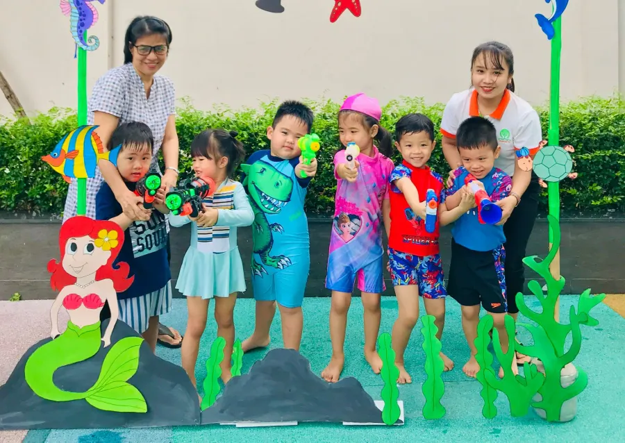 Trường mầm non song ngữ Thế Giới Xanh ( Green World Luxcity )