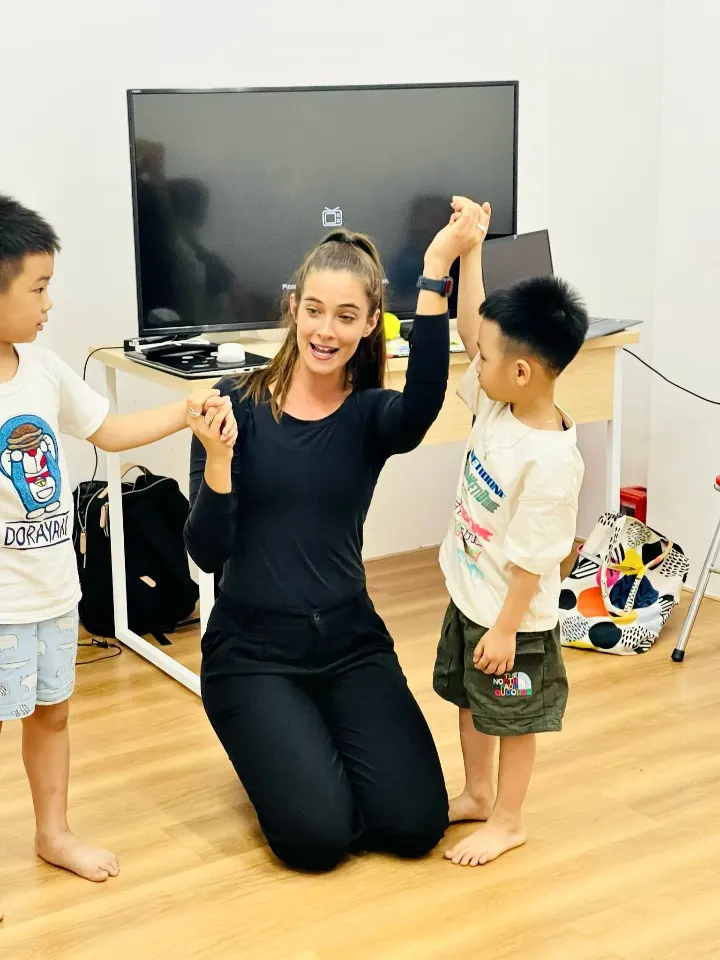 Trung tâm ngoại ngữ Embassy Language - Pleiku, Gia Lai