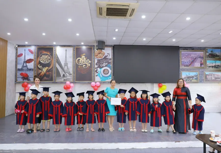 Trường mầm non Bầu Trời Xanh (Blue Sky Montessori)