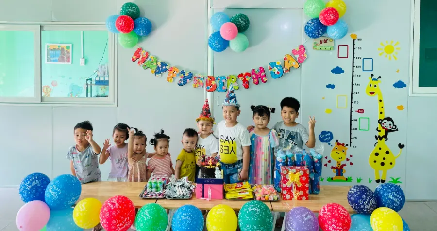 Mầm Non Hoa Ban Mai Xanh