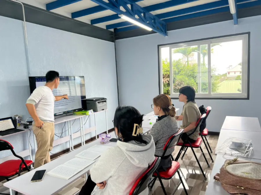Trung Tâm Tiếng Anh MK English Club