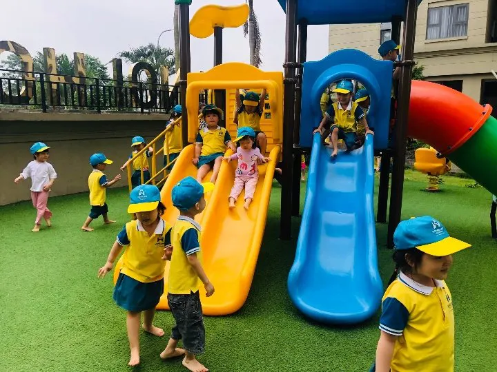 Trường mầm non tư thục Thần Đồng (HomeLand Preschool)