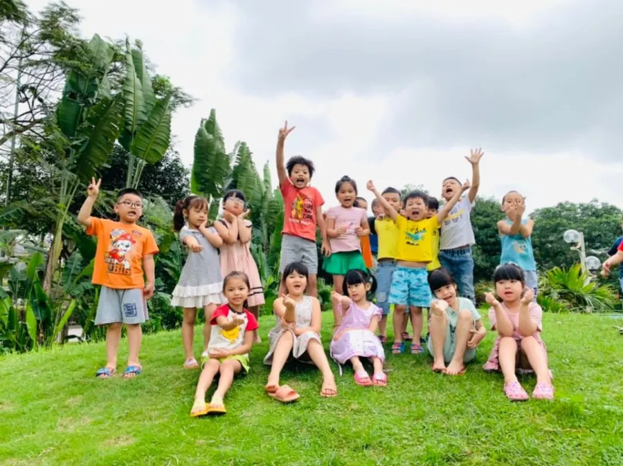 Trường mầm non Bút Chì Màu - Crayonkid school - KĐT Đặng Xá