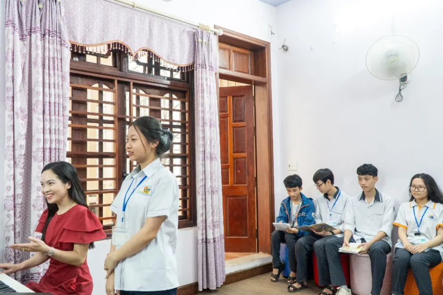 Trung tâm hát Triển Tiềm Năng Con Người TPT
