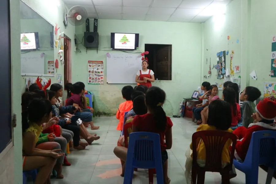 Lớp Tiếng Anh Cô Khuyên (BKQ English)