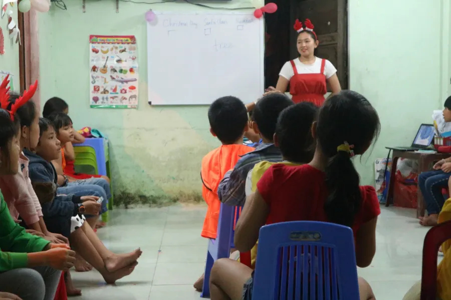 Lớp Tiếng Anh Cô Khuyên (BKQ English)