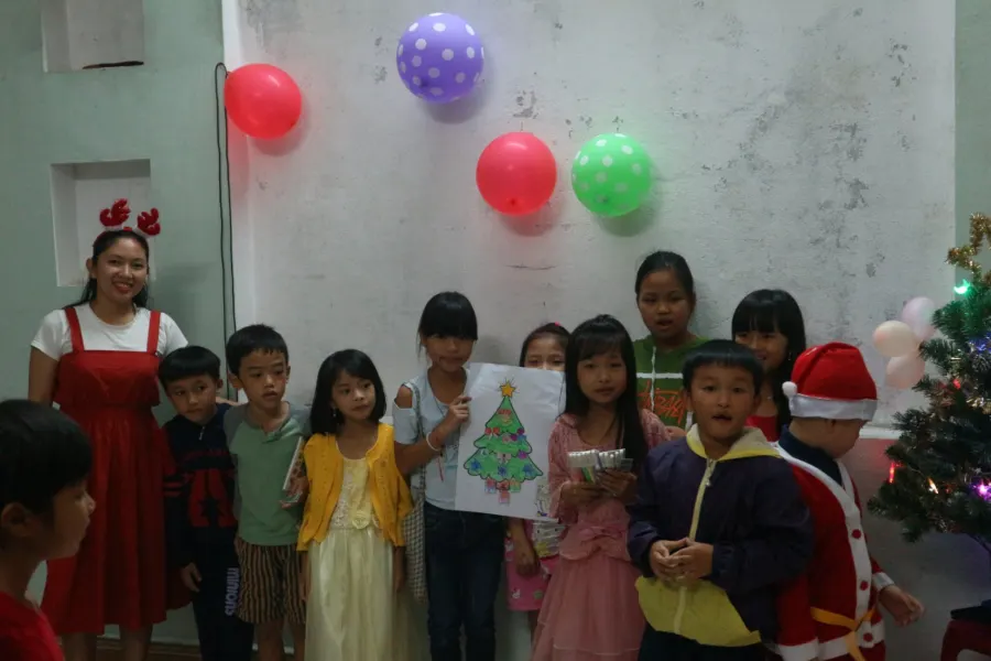 Lớp Tiếng Anh Cô Khuyên (BKQ English)