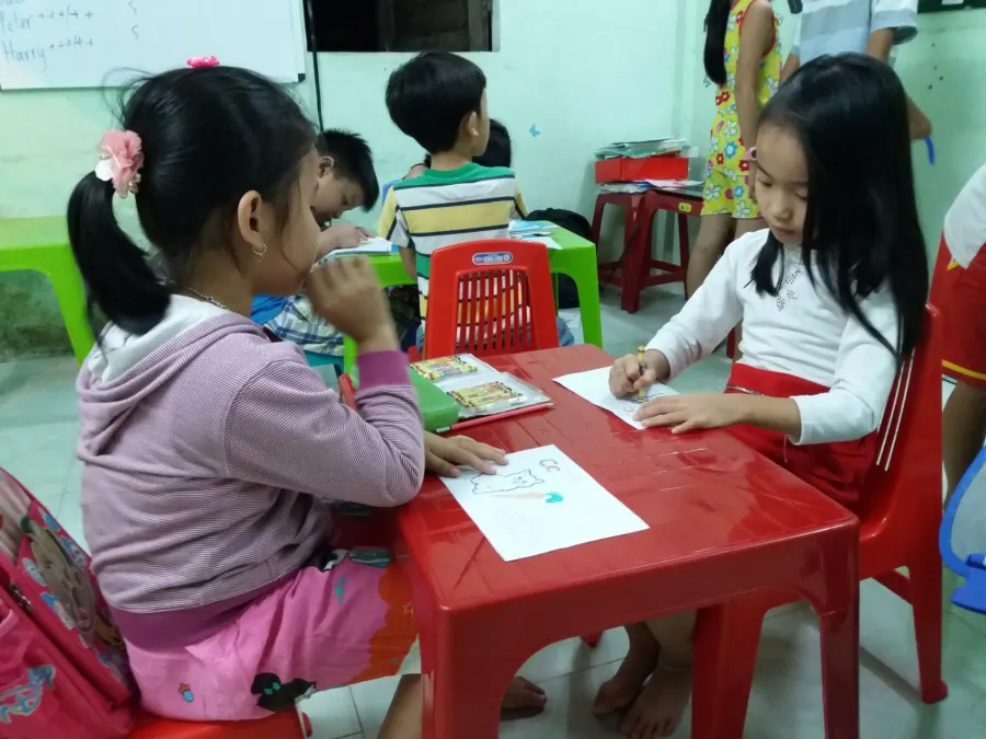 Lớp Tiếng Anh Cô Khuyên (BKQ English)