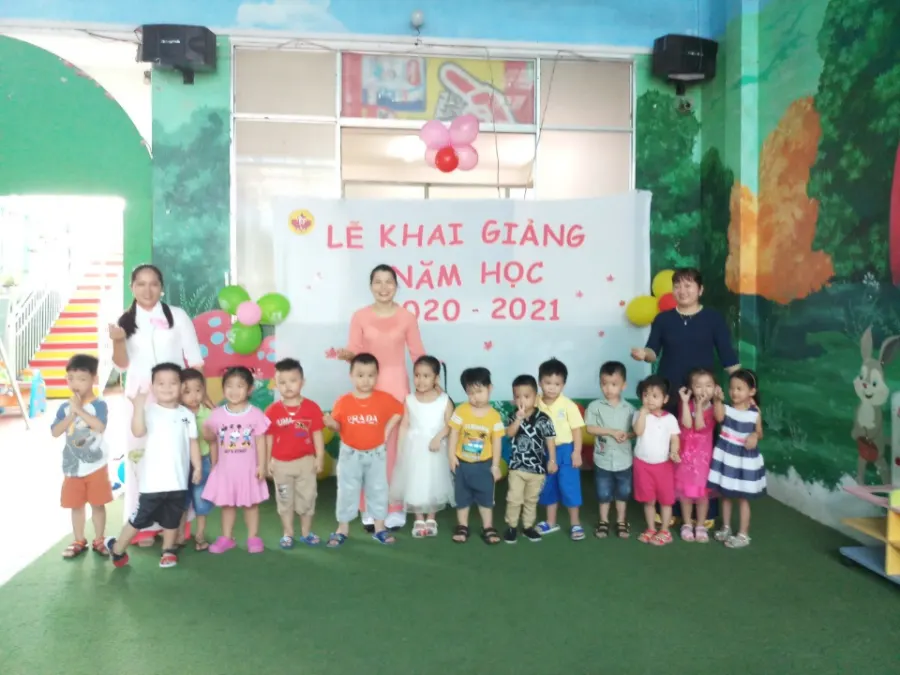 Trường mầm non Lá Phong Đỏ