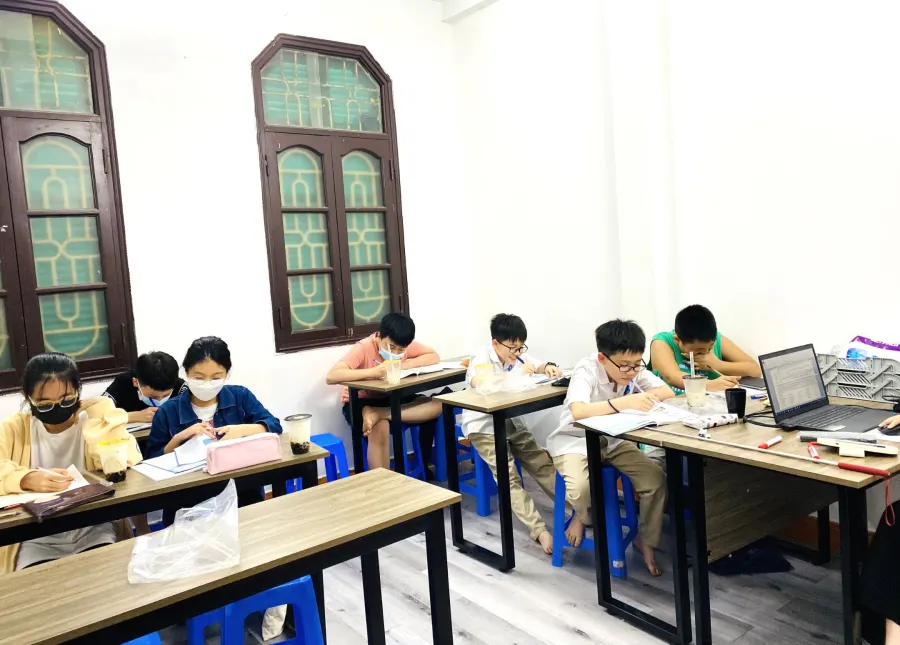 Trung tâm Tiếng Anh cô Hoàng Hương - English Ms Hoang Huong - cơ sở 1 Khuất Duy Tiến