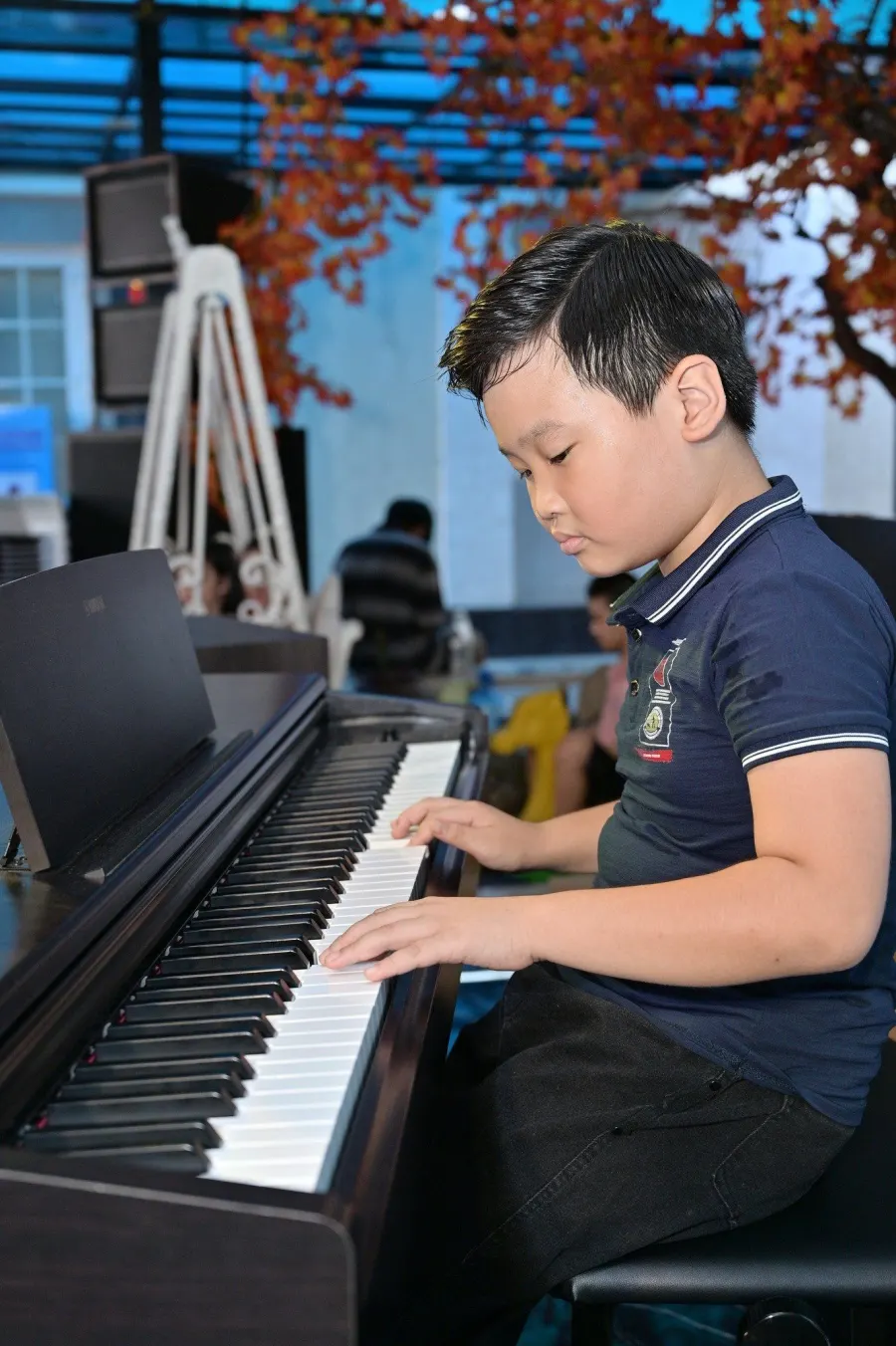 Trung tâm học đàn 123 - Lớp Học Piano, Guitar, Organ