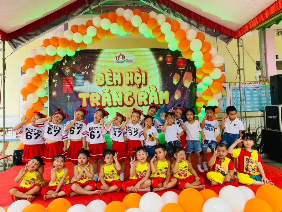 Mầm Non Hoa Sen