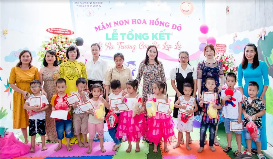 Lớp Mẫu Giáo Hoa Hồng Đỏ