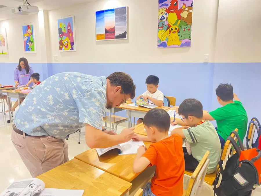 Trung tâm Anh ngữ SMF - Mai Văn Vĩnh, Quận 7