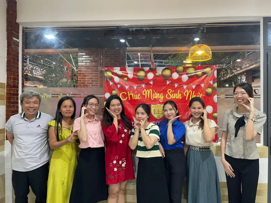 Trung tâm Ngoại Ngữ Đức Huệ