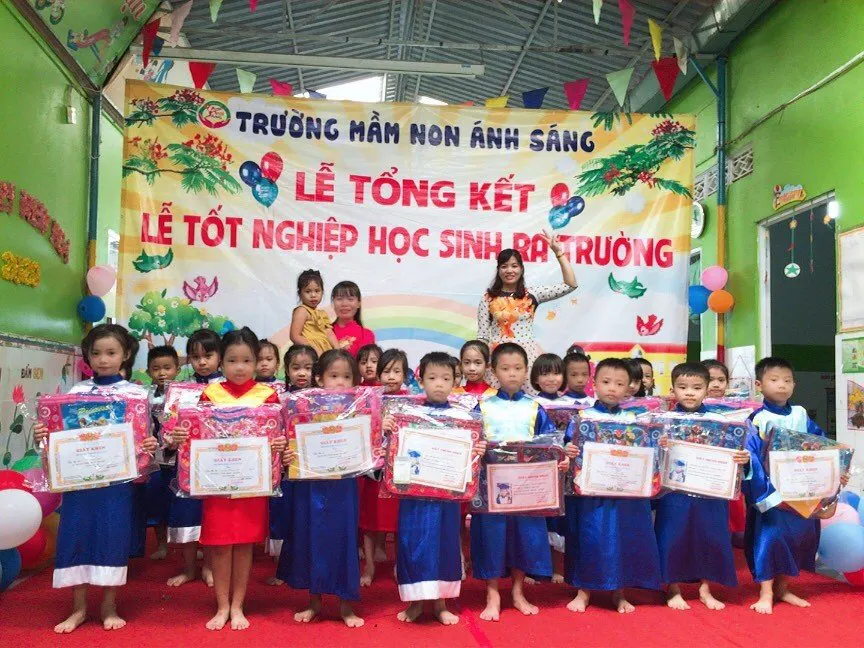 Trường Mầm non Ánh Sáng