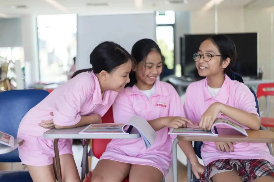 Câu lạc bộ tiếng Anh Queensland Excellence - 4 Ngõ Huế Hai Bà Trưng