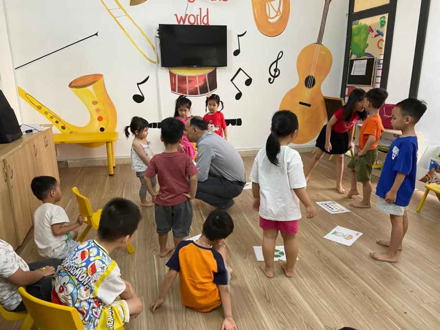 Trung Tâm Tiếng Anh Jessie English Club (JEC)