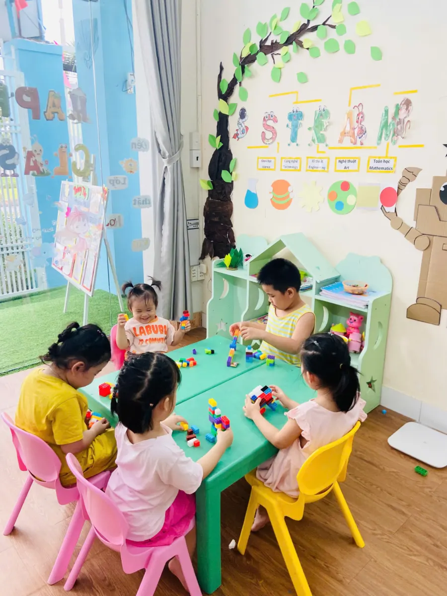 Mầm Non Mặt Trời Bé Con - Bình Trị Đông B, Bình Tân