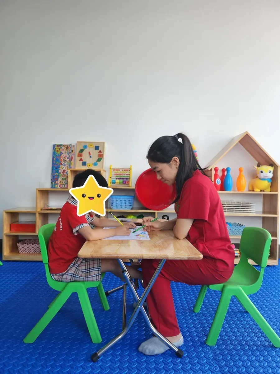 Trung tâm Can Thiệp Sớm Hừng Đông