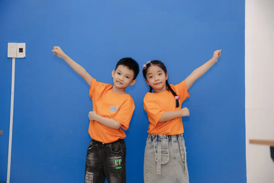 Trung tâm dạy lập trình cho trẻ em Code Dolphin