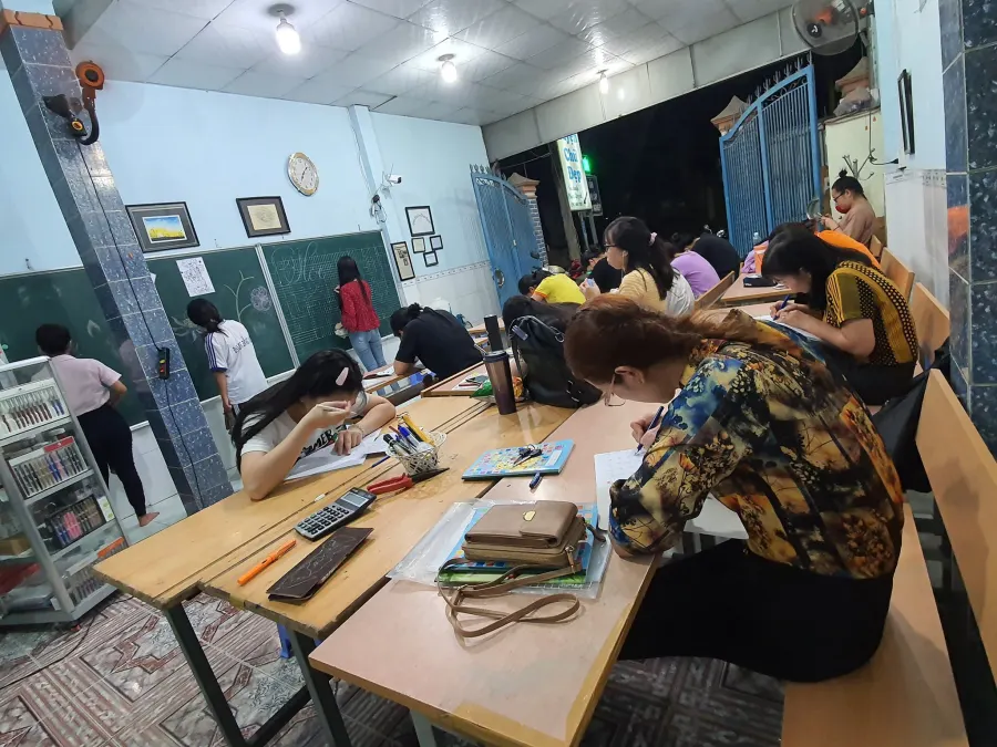 Trung tâm Luyện Chữ Đẹp Phạm Quỳnh