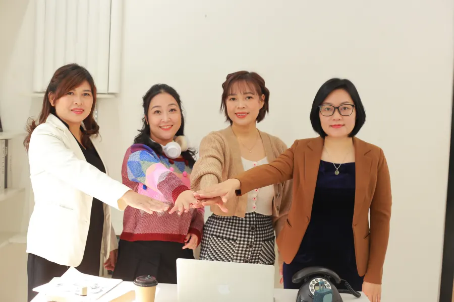 Trung Tâm Ngoại Ngữ Trực Tuyến LTN (Online)