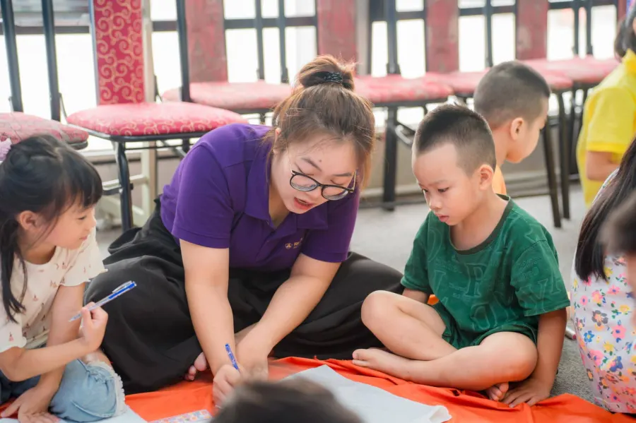 Trung Tâm Anh Ngữ Regal Edu