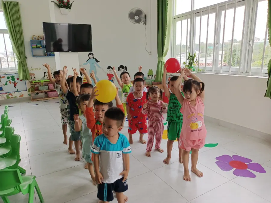 Trường Mầm Non Thế Giới Tuổi Thơ