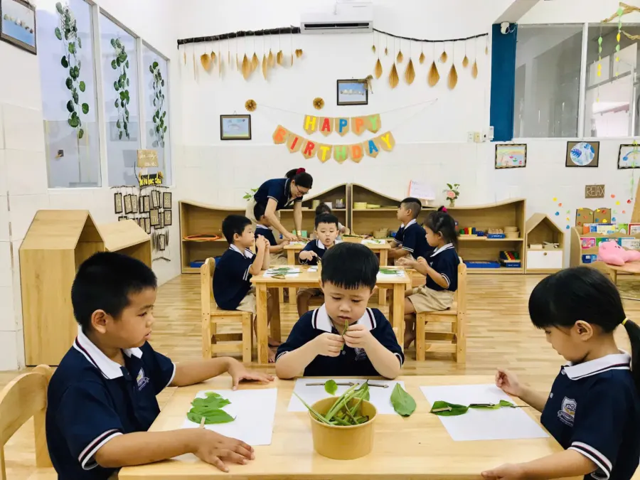 Mầm Non Sunshine House Montessori - Lê Văn Khương, Quận 12
