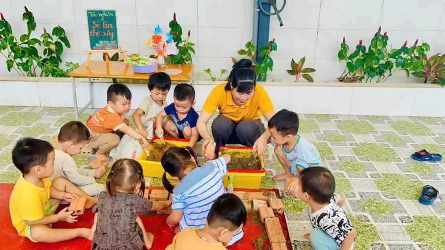 Mầm Non Mặt Trời Bé Con (Little Sunshine Preschool)