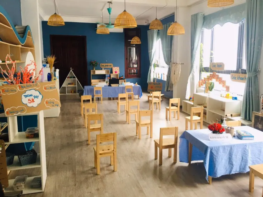 Mầm non Làng Hạnh Phúc (Happy Village)