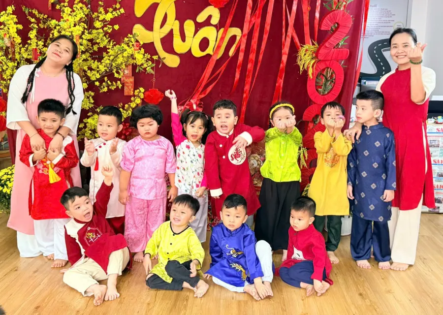 Mầm Non Sen Vàng
