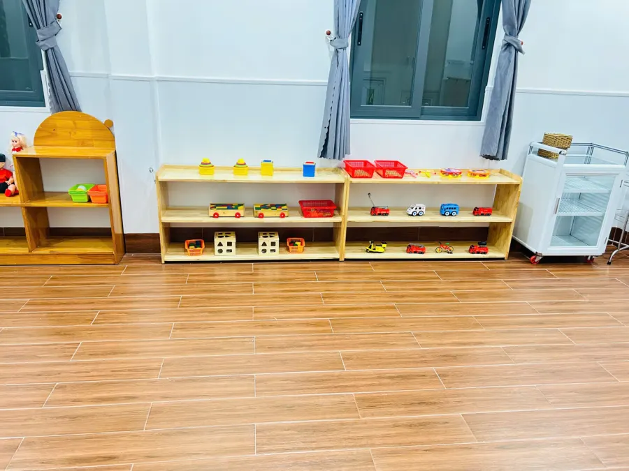 Mầm Non Song Ngữ Táo Đỏ (Red Apple Kindergarten)