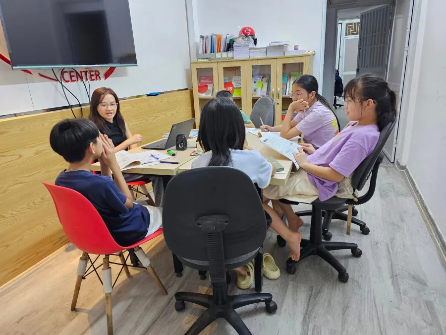 Trung Tâm Tiếng Anh Camlink by Ms.Phương Cambridge